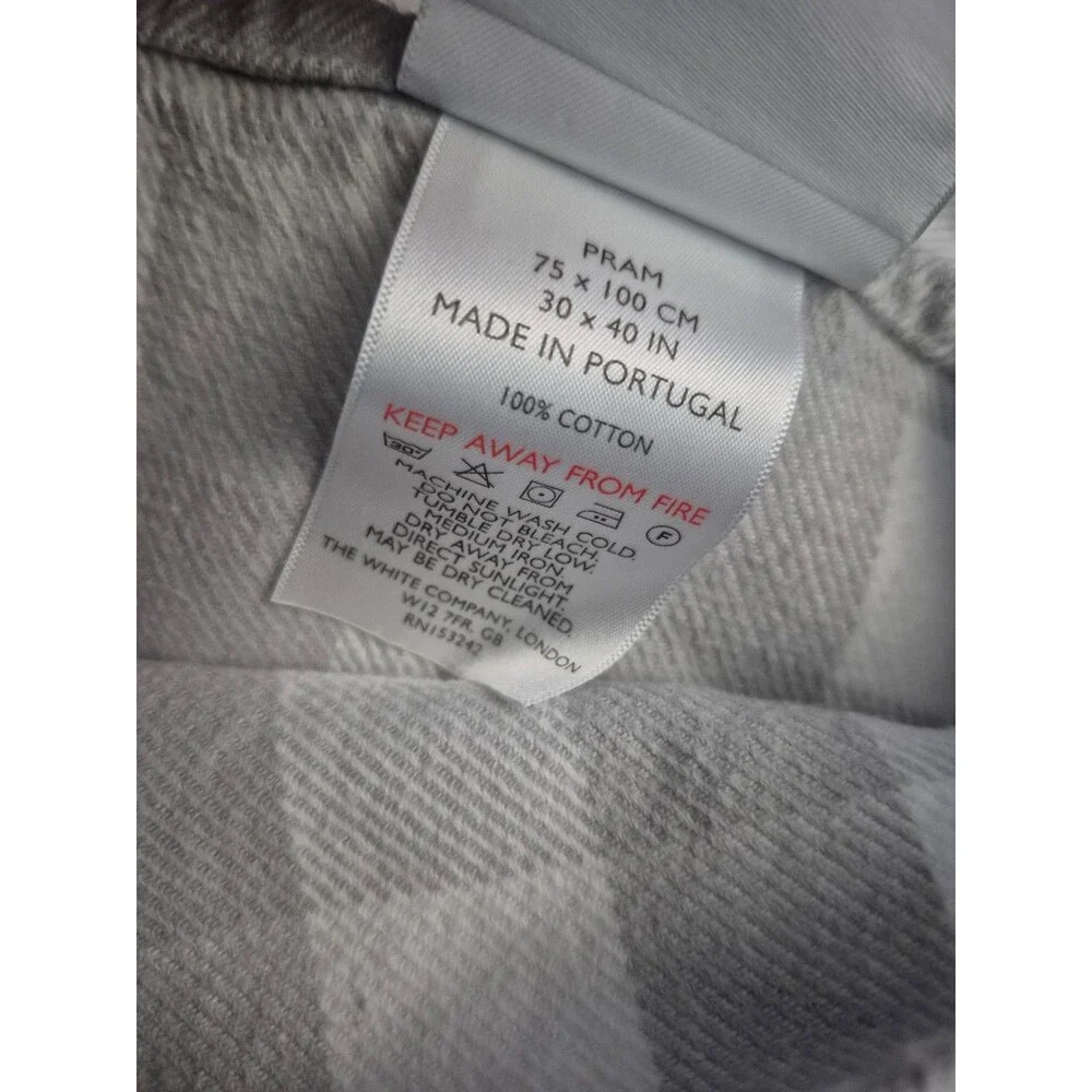 The little white company blanket 30 by 40 inch